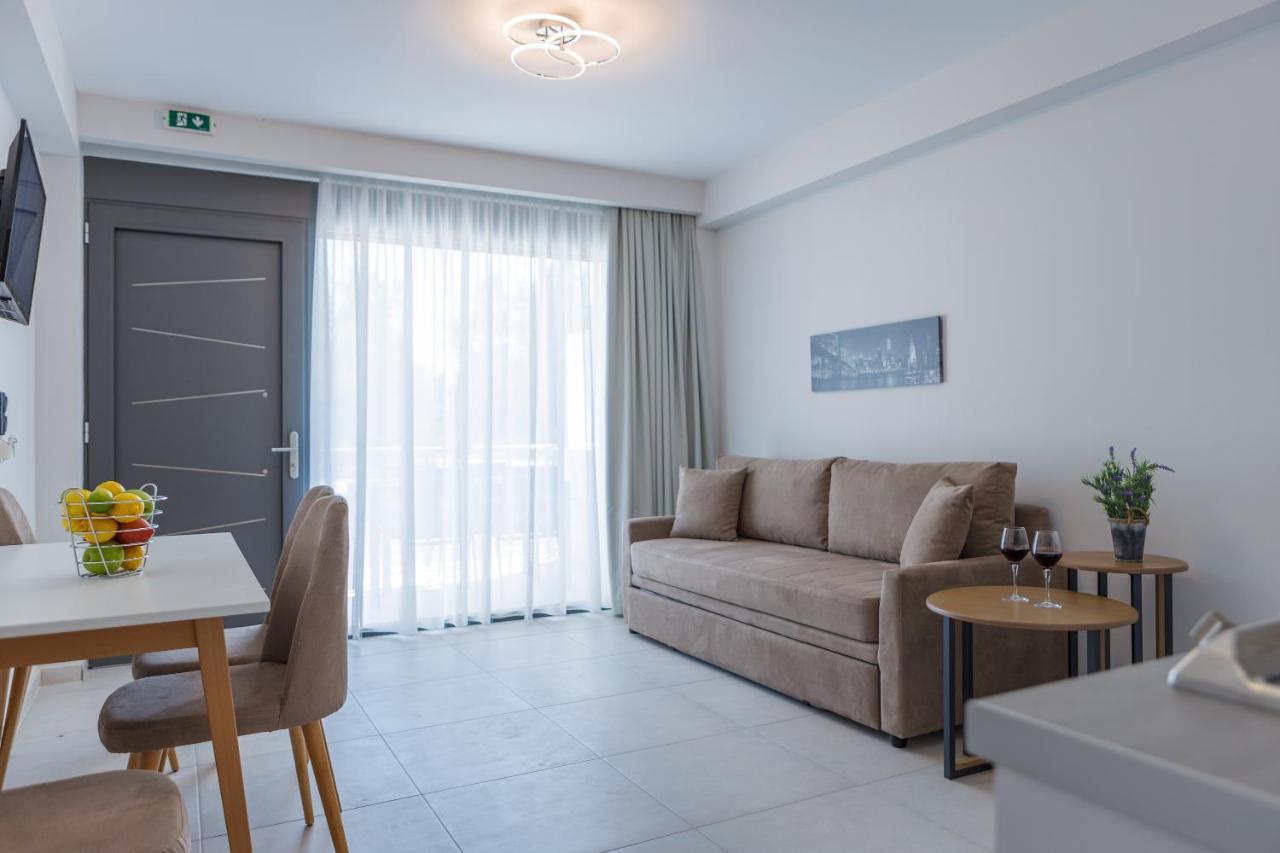 Bisaltae Seaside Suites เกราโมตี ภายนอก รูปภาพ